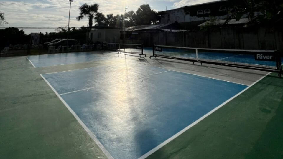 J-Cob’s Cosina Bar & Sports Hub