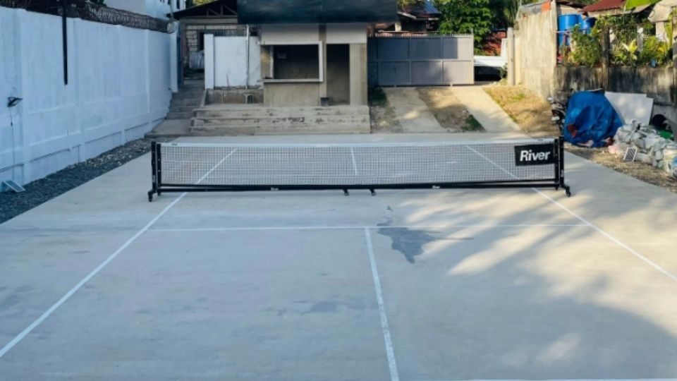 Paddle Alley Pickleball Court