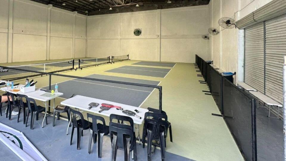 PaddleHub in Consolacion Cebu - back view of 3 courts