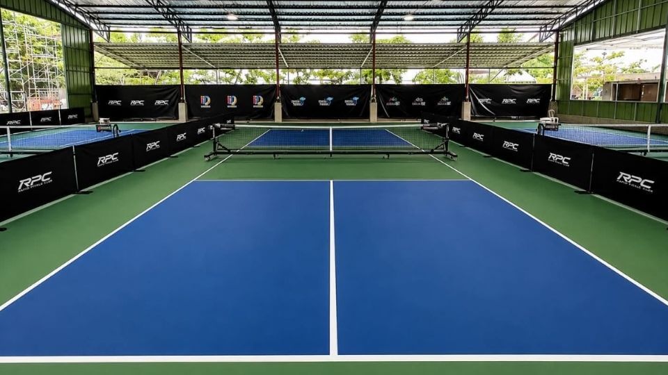 Rocket Pickle Cebu RPC - single court front view