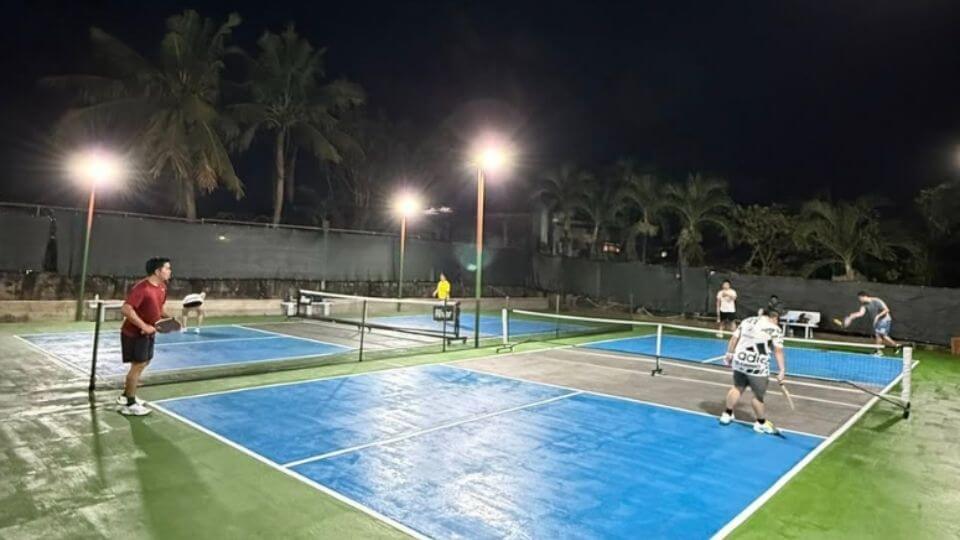 The Smash Yard in the evening